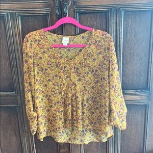 Sheer floral 3/4 length sleeve top